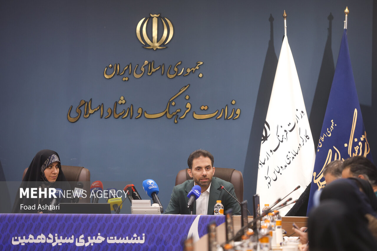 تعامل با جشنواره فیلم فجر برای اهدای جایزه به لباس‌های سینمایی!
