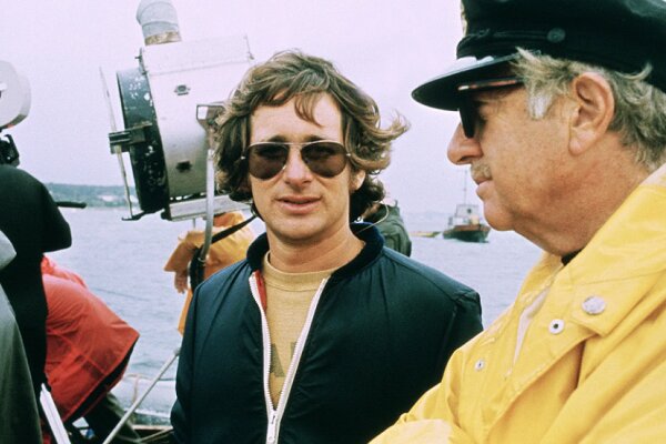 مستند پنجاهمین سالگرد «آروارهها» تابستان پخش میشود