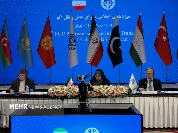 صادق: ترانزیت ایران به ۴۰ میلیون تن خواهد رسید