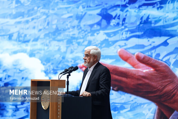 گردهمایی بزرگ مولفین و پژوهشگران حوزه اندیشه امام خمینی (ره)