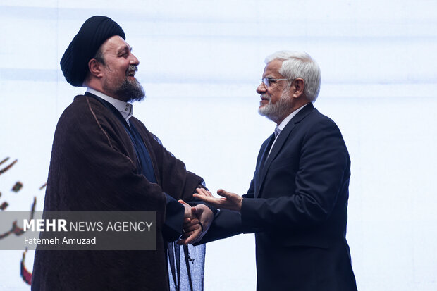 گردهمایی بزرگ مولفین و پژوهشگران حوزه اندیشه امام خمینی (ره)