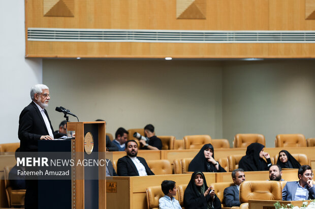 گردهمایی بزرگ مولفین و پژوهشگران حوزه اندیشه امام خمینی (ره)