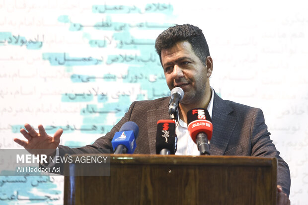 «روح‌الله» پلی میان مستندات تاریخی برای نسل امروز