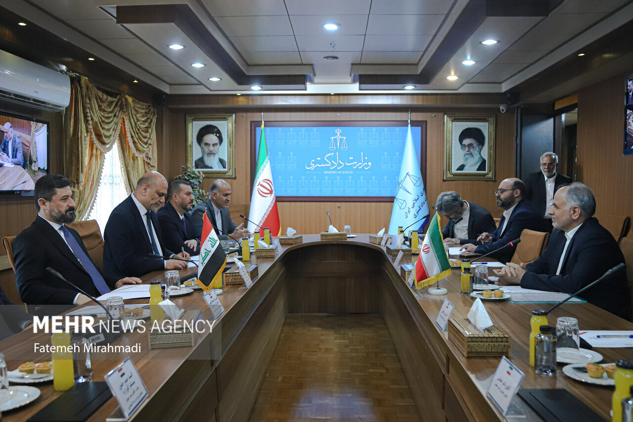 وزير العدل الإيراني يستقبل نظيره العراقي