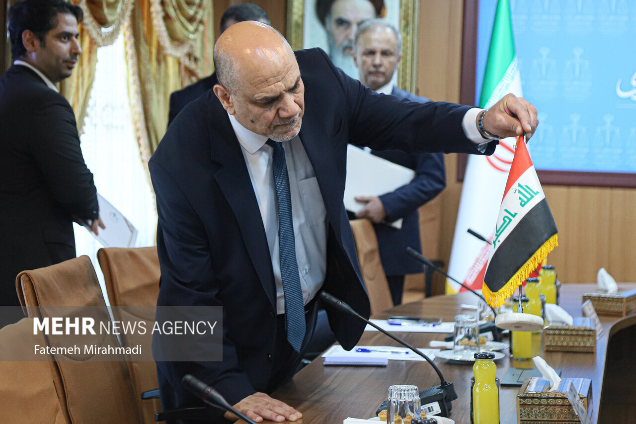 وزير العدل الإيراني يستقبل نظيره العراقي