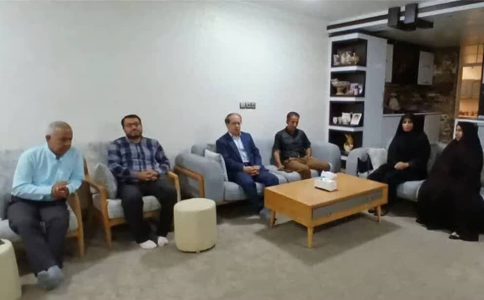 فخرايي،شهدا،شهيد،خانواده،عبدالكريم،فرماندار،شهرستان،تأكيد،دي ...