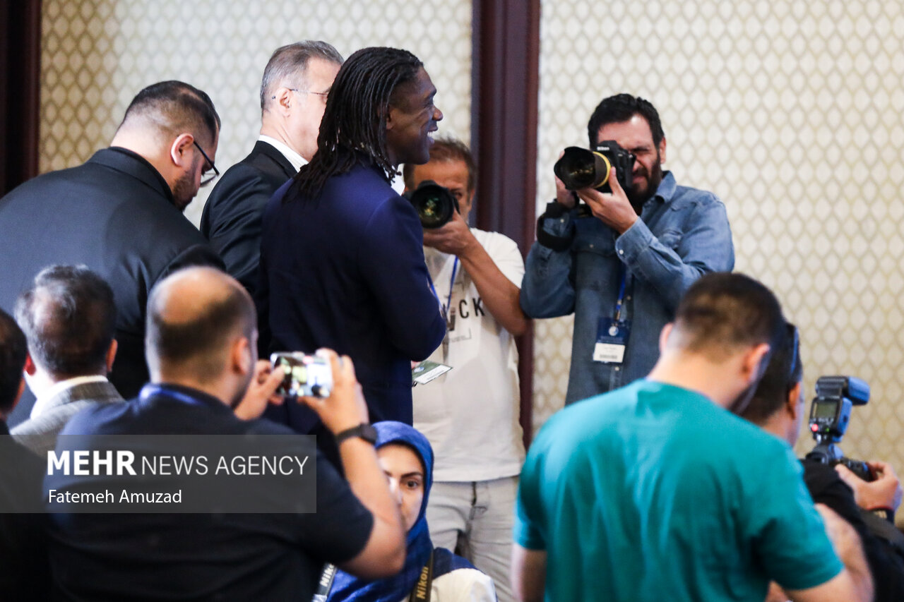 پرورشخواه: اگر سیدورف مرد کار کردن بود در کشورهای عربی مربیگری میکرد!