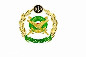 الجیش الایرانی: البلاد بلغت ذروة تأثيرها في العالم بقيادة آية الله الخامنئي بعد رحيل الامام الخميني