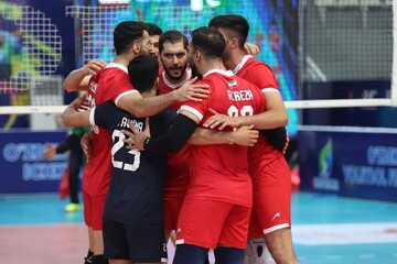 منتخب الكرة الطائرة الإيراني يفوز بكأس كافا