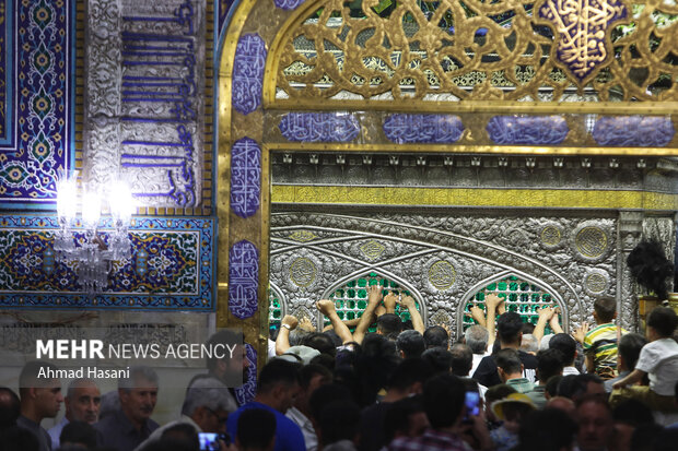 حال و هوای حرم مطهر رضوی در روز شهادت امام محمد باقر (س)