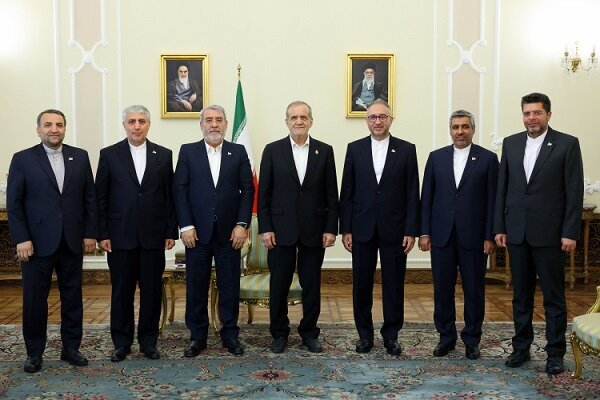 پزشکیان: پەرەدان بە هاوکاریی لەگەڵ وڵاتان، ئێران خۆڕاگرتر دەکات