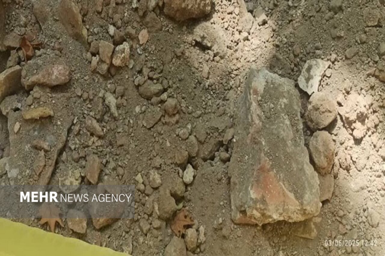 آثار قبرستان آب بخشان در دل خاک چهارباغ؛ حفاری بدون هماهنگی انجام شد
