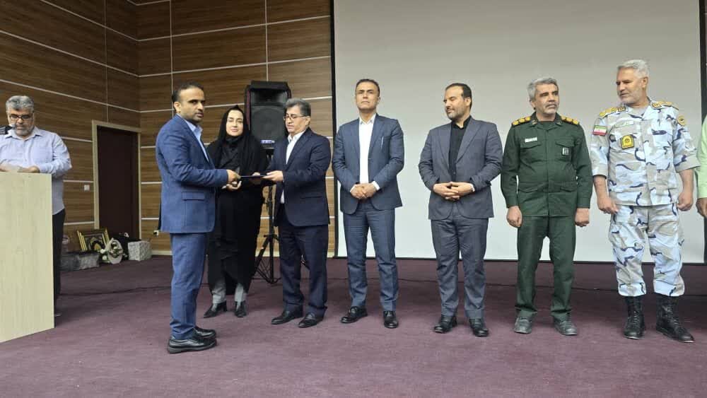 احداث پارکینگ طبقاتی در شهر گناوه