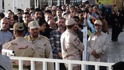 حضور گسترده زائران در مرز مهران؛ مرزبانان در حال روان‌سازی جمعیت هستند
