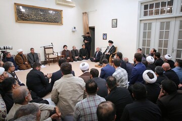 Leader attends ceremony for Imam Baqir martyrdom anniv.