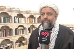 تداوم راه امام (ره) انقلاب اسلامی را بیمه می کند
