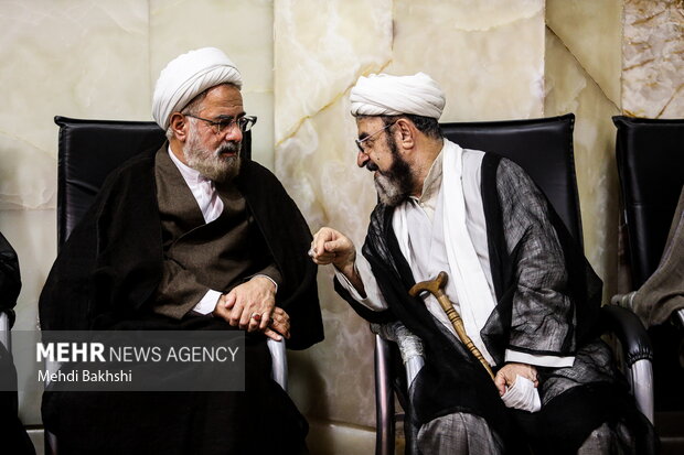 بزرگداشت سالگرد ارتحال امام خمینی(ره) در حرم حضرت معصومه (س)