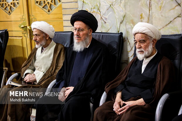 بزرگداشت سالگرد ارتحال امام خمینی(ره) در حرم حضرت معصومه (س)