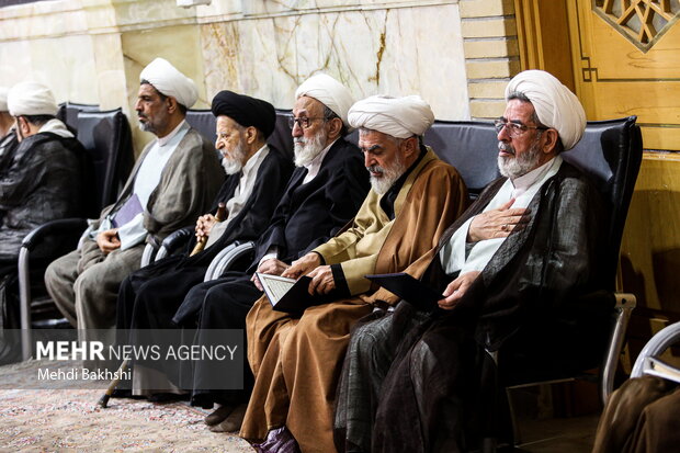 بزرگداشت سالگرد ارتحال امام خمینی(ره) در حرم حضرت معصومه (س)