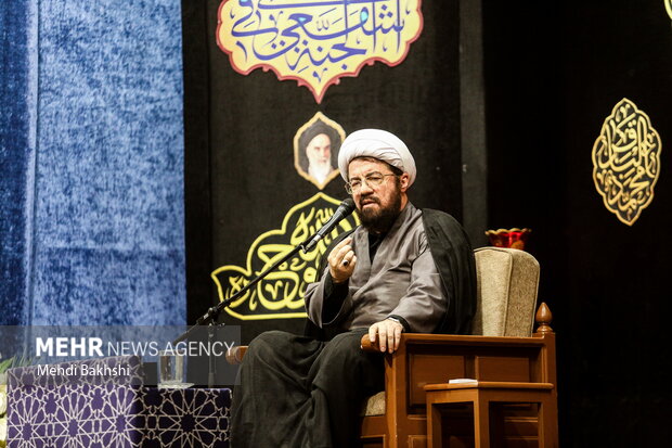 بزرگداشت سالگرد ارتحال امام خمینی(ره) در حرم حضرت معصومه (س)