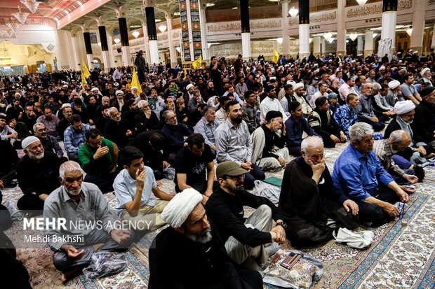 بزرگداشت سالگرد ارتحال امام خمینی(ره) در حرم حضرت معصومه (س)