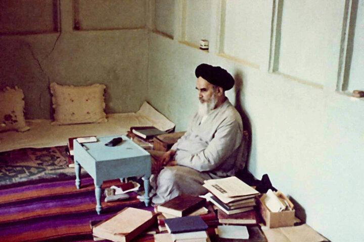 گذری بر زندگی امام خمینی (ره)