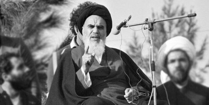 گذری بر زندگی امام خمینی (ره)