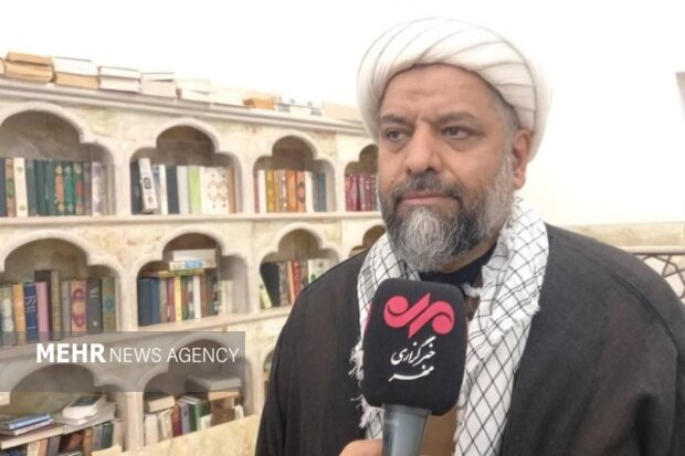 فتاوای مراجع؛ پاسخی قاطع به گستاخی های دشمنان علیه رهبری است