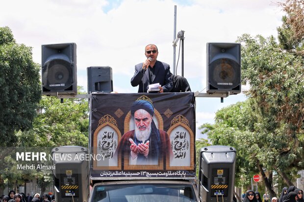 دسته عزاداری سالگرد ارتحال امام خمینی (ره) در زنجان