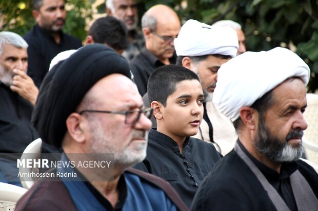 مراسم ارتحال امام خمینی ره در حوزه علمیه سفیران بیرجند