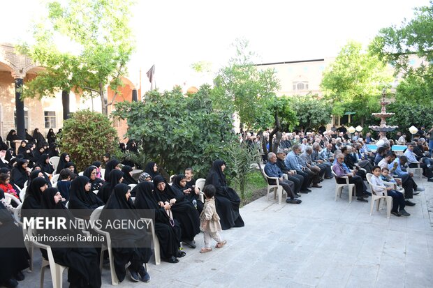 مراسم ارتحال امام خمینی ره در حوزه علمیه سفیران بیرجند