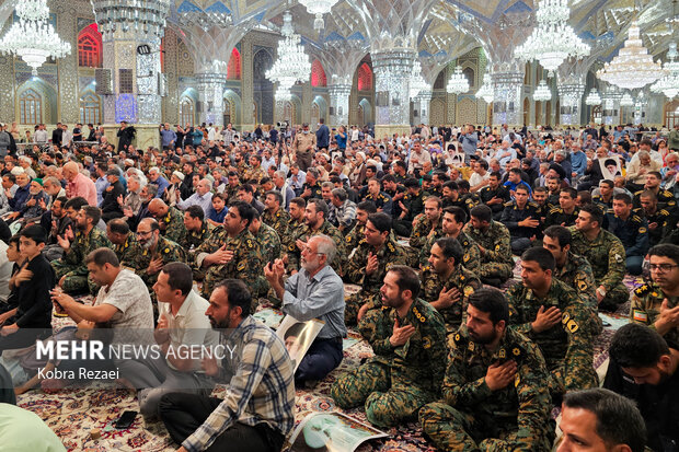 مراسم سالگرد ارتحال امام خمینی (ره) در حرم امام رضا(ع)