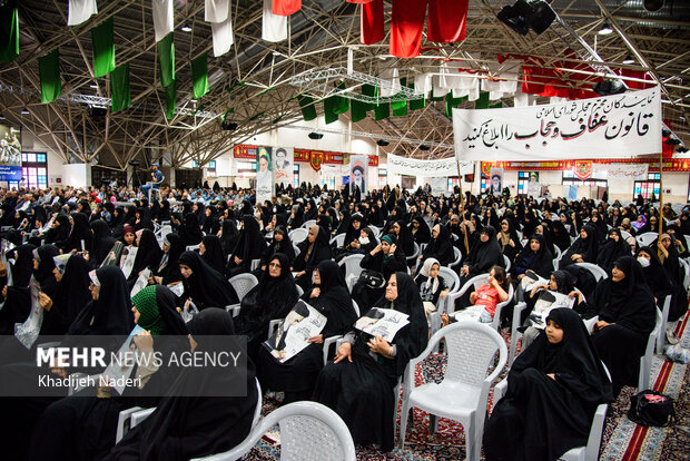 مراسم سالگرد ارتحال امام خمینی (ره) در اصفهان