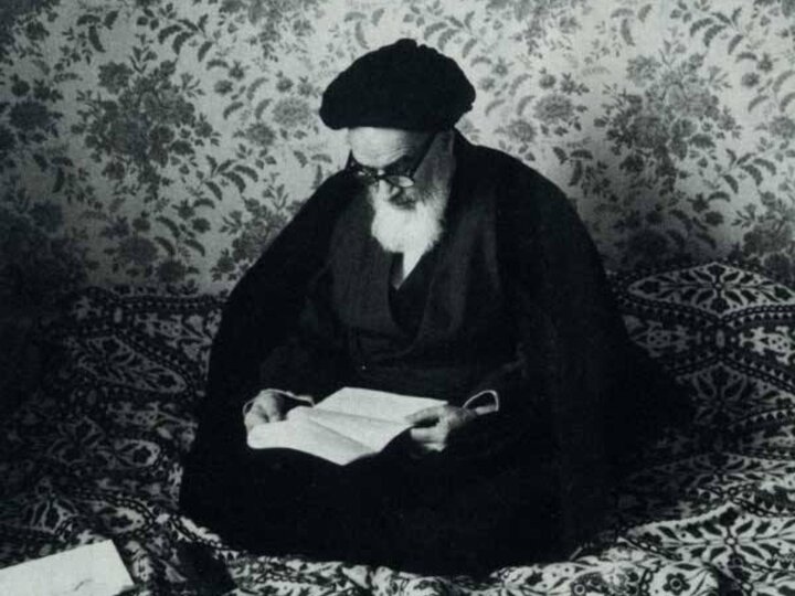 انتظار فرج از نیمه خرداد کشم؛ مرور 10 غزل از امام خمینی (ره)