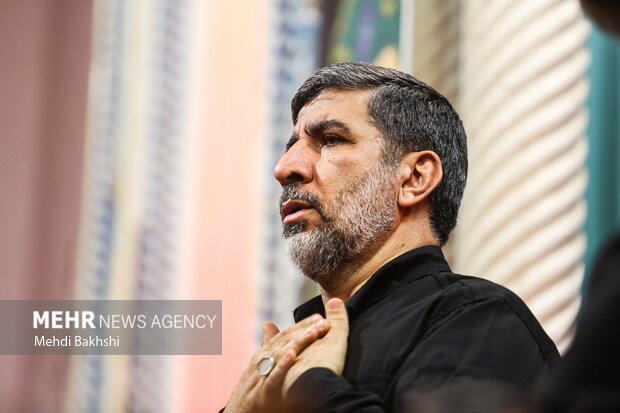 اجتماع لبیک یا حسین(ع) در حرم حضرت معصومه (س)