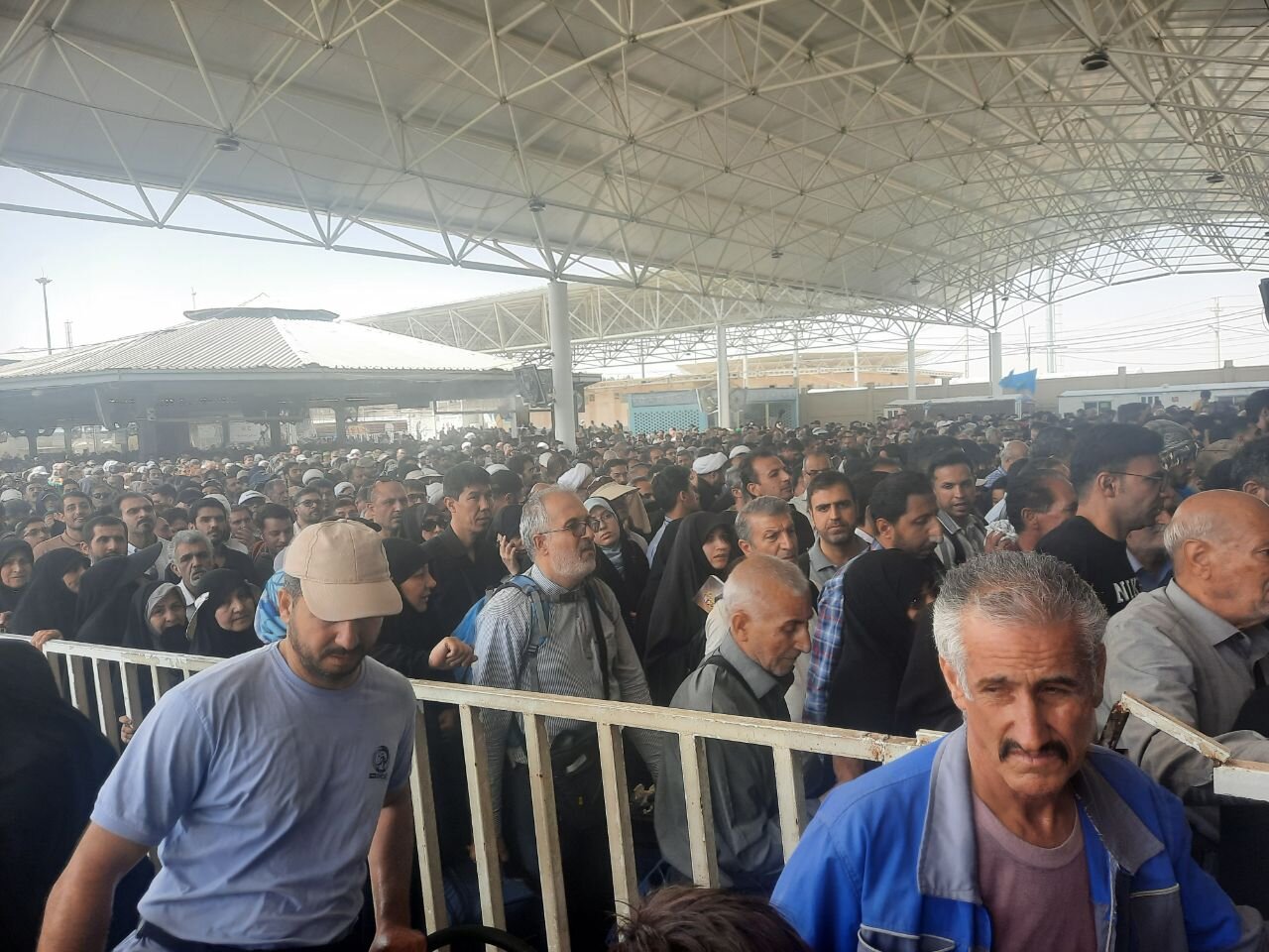 مهران،زائران،مرزي،تردد،مرز،عراقي