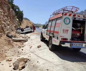 تصادف در جاده شیراز به کازرون یک فوتی و ۳ مصدوم برجا گذاشت
