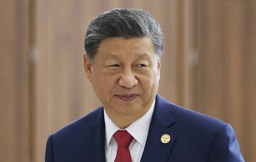 Xi talks with Trump over phone