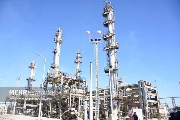 بهرهبرداری از طرح جمعآوری گازهای مشعل ایلام با فرمان رئیسجمهور بهرهبرداری از طرح جمعآوری گازهای مشعل ایلام با فرمان رئیسجمهور