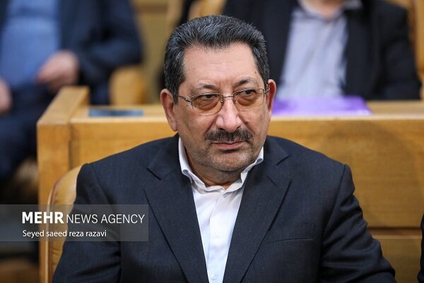 صنایع و اصناف برای تأمین کامل بازار و نیازهای مردم به خوبی آمادهاند