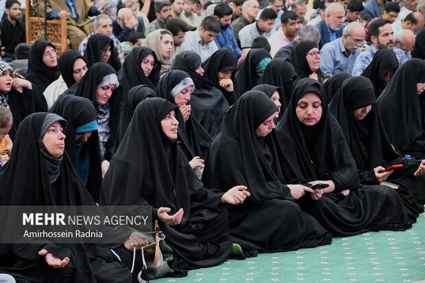 مراسم دعای عرفه در بیرجند