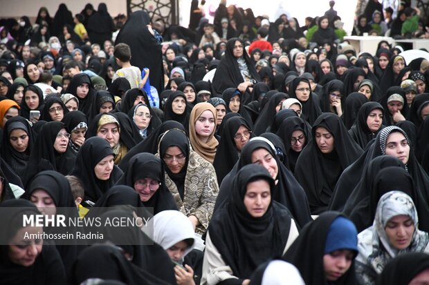 مراسم دعای عرفه در بیرجند