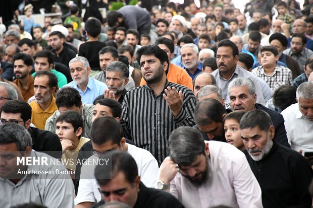 مراسم دعای عرفه در بیرجند