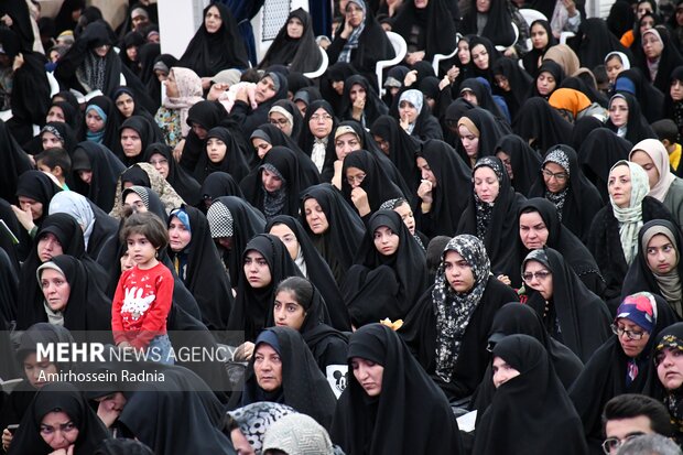 مراسم دعای عرفه در بیرجند