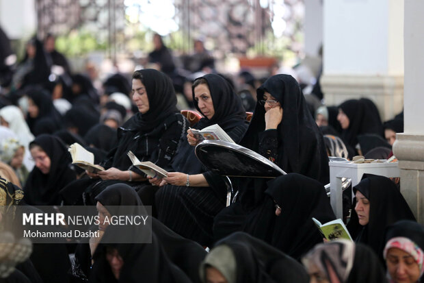 مراسم دعای عرفه در مصلی امام خمینی(ره) اردبیل