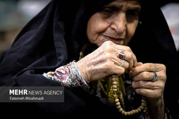 مراسم دعای عرفه در دانشگاه تهران