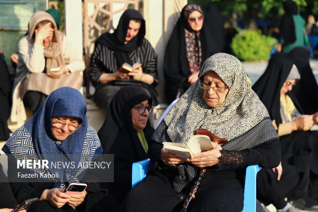 مراسم قرائت دعای عرفه در گرگان