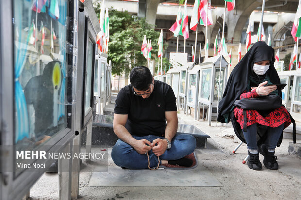 مراسم پر فیض دعای عرفه در گلزار شهدای وادی رحمت تبریز