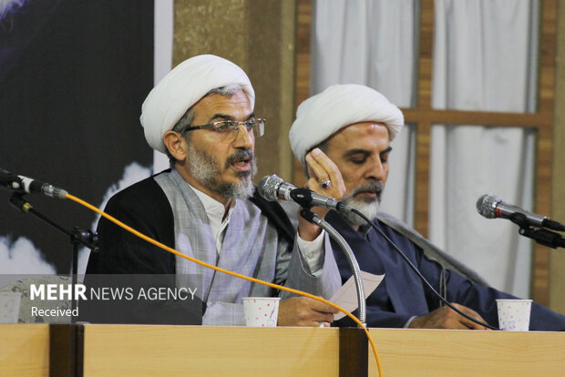 همایش «امتداد گفتمان امامین انقلاب» در قم