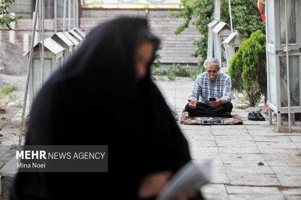 مراسم پر فیض دعای عرفه در گلزار شهدای وادی رحمت تبریز